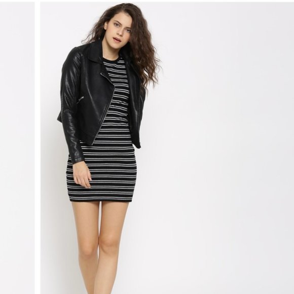 *FOREVER 21 Women Black Striped Jersey Dress - Picture 2 of 6